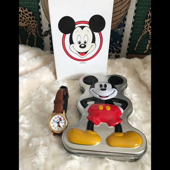 Disney Lorus Jewelry - Vintage Disney Lorus Mickey Mouse Collector Watch